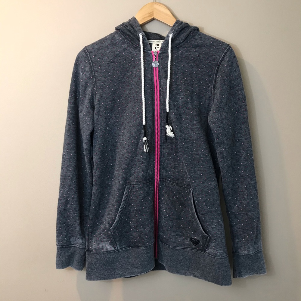 roxy polka dot sweatshirt!